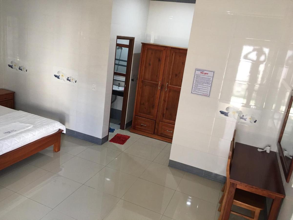 Nha Nghi Tran Duc Aparthotel Phú Mỹ Exteriör bild
